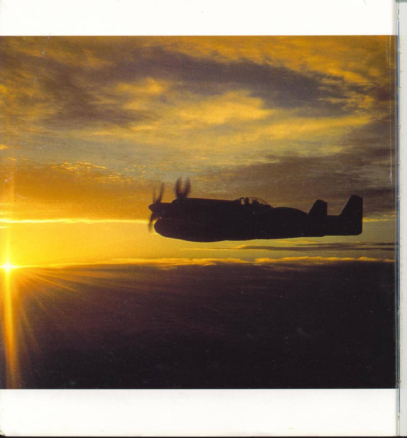 [朝鲜战争--1950-53空中战场彩色图片集].Korea-The.Air.War.1950-53.In.Color.Photographs.pdf_第3页